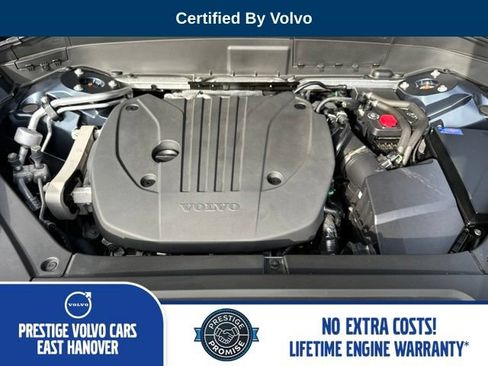 Certified 2025 Volvo XC90 B5 Plus AWD/4WD image 33