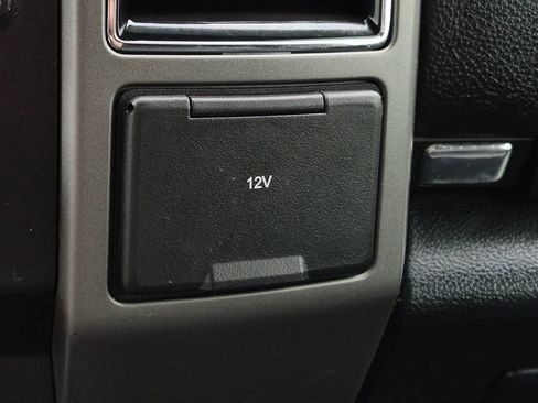 Used 2021 Ford Expedition XLT RWD image 29