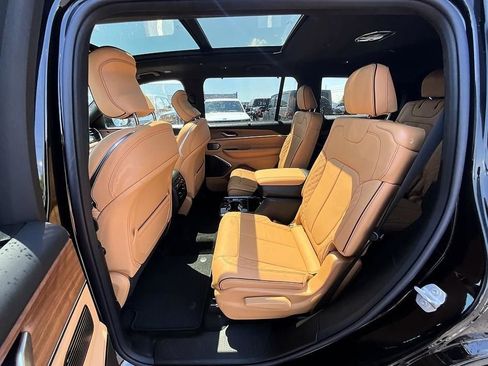 New 2026 Jeep Grand Cherokee L Summit AWD/4WD image 29