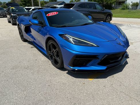 Used 2022 Chevrolet Corvette Stingray Coupe w/ 1LT RWD image 3