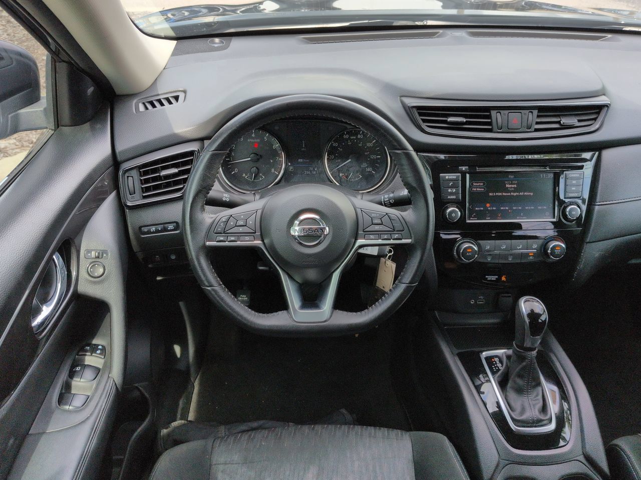 Used 2019 Nissan Rogue S w/ Special Edition Package FWD image 16