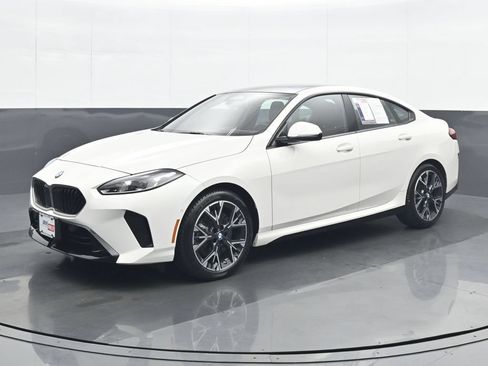 Used 2025 BMW 228i xDrive AWD/4WD image 2