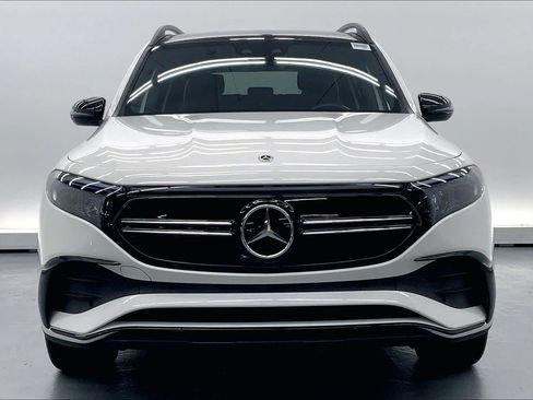 Used 2023 Mercedes-Benz EQB 250+ image 7