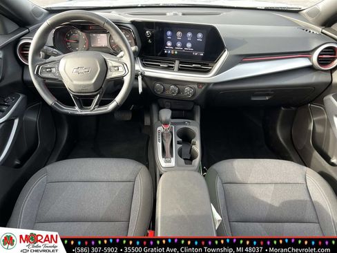 Certified 2024 Chevrolet Trax RS w/ Driver Confidence Package image 13