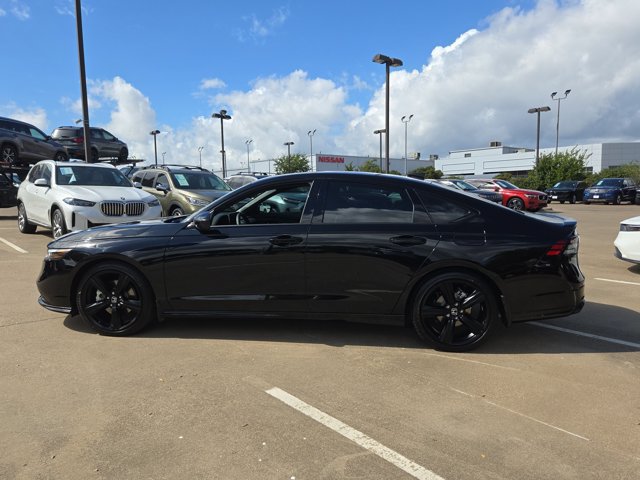 Used 2025 Honda Accord Sport image 8