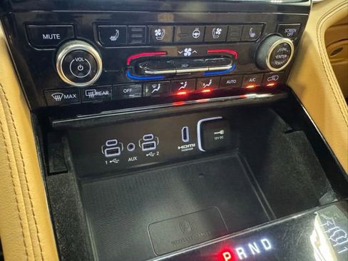 Used 2022 Jeep Grand Cherokee Summit AWD/4WD image 29
