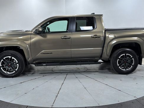 Certified 2024 Toyota Tacoma TRD Sport image 8
