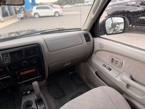 Used 2003 Toyota Tacoma PreRunner RWD image 23