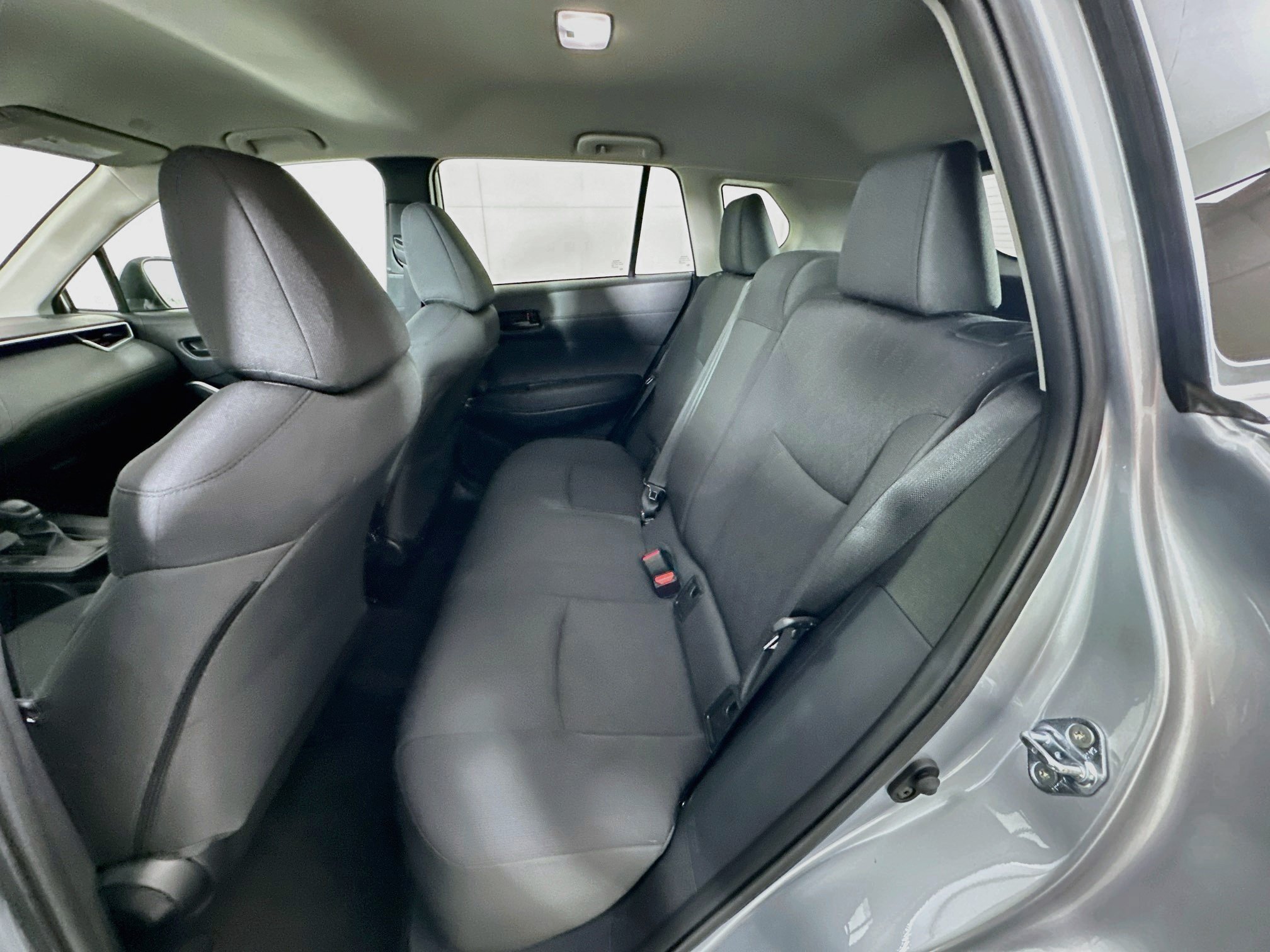 Used 2026 Toyota Corolla Cross LE FWD image 27