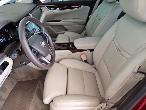 Used 2013 Cadillac XTS Luxury w/ Driver Awareness Package FWD image 11