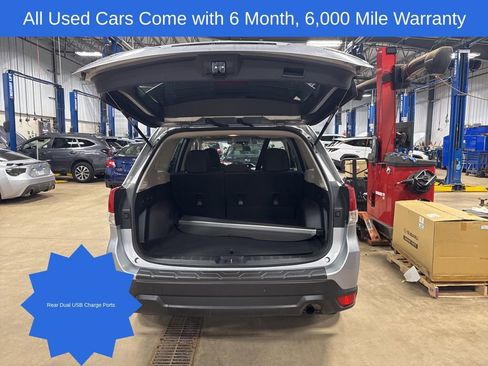 Used 2020 Subaru Forester Premium image 7