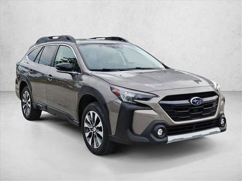 Used 2023 Subaru Outback Limited AWD/4WD image 3