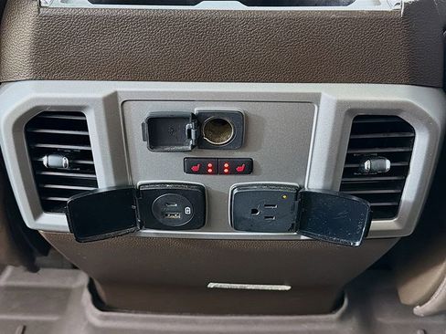 Used 2022 Ford F350 King Ranch image 40