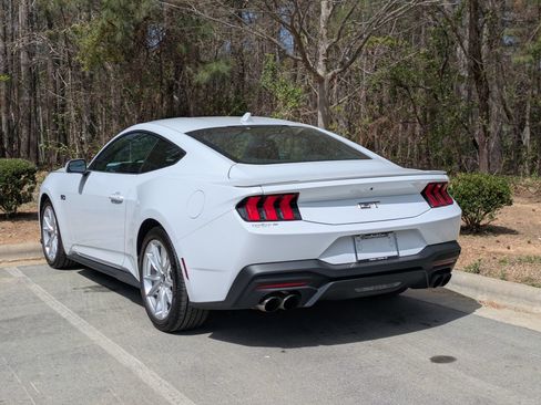 Certified 2025 Ford Mustang GT Premium RWD image 5