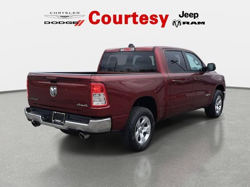Used 2022 RAM 1500 Big Horn AWD/4WD image 4