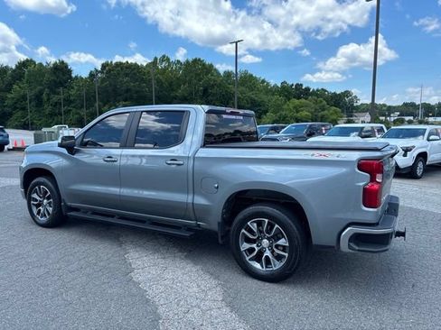 Used 2023 Chevrolet Silverado 1500 LT AWD/4WD image 6