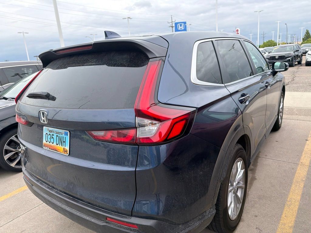 Used 2024 Honda CR-V EX image 4
