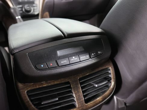Used 2011 Acura MDX w/ Technology Package AWD/4WD image 18