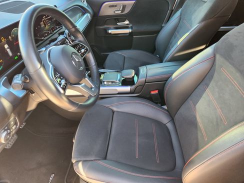 Used 2023 Mercedes-Benz EQB 300 300 image 14