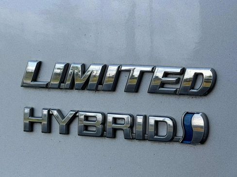 Used 2016 Toyota RAV4 Limited AWD/4WD image 38