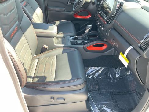 New 2025 Nissan Frontier PRO-4X w/ Pro Premium Package image 27