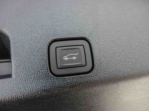 New 2026 Chevrolet Traverse LT AWD/4WD image 10