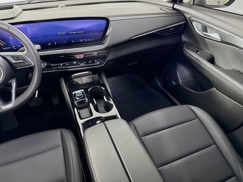 Used 2024 Buick Envision Preferred image 29