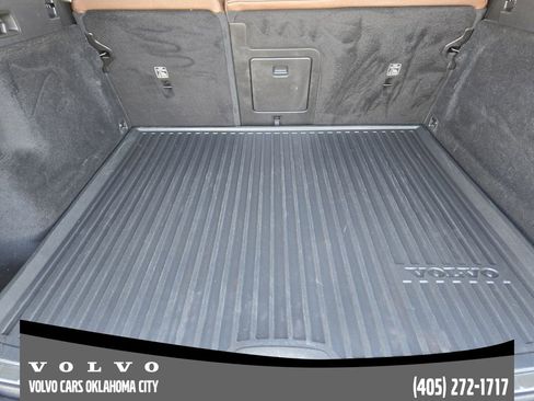 Certified 2023 Volvo XC60 B5 Plus w/ Climate Package image 31