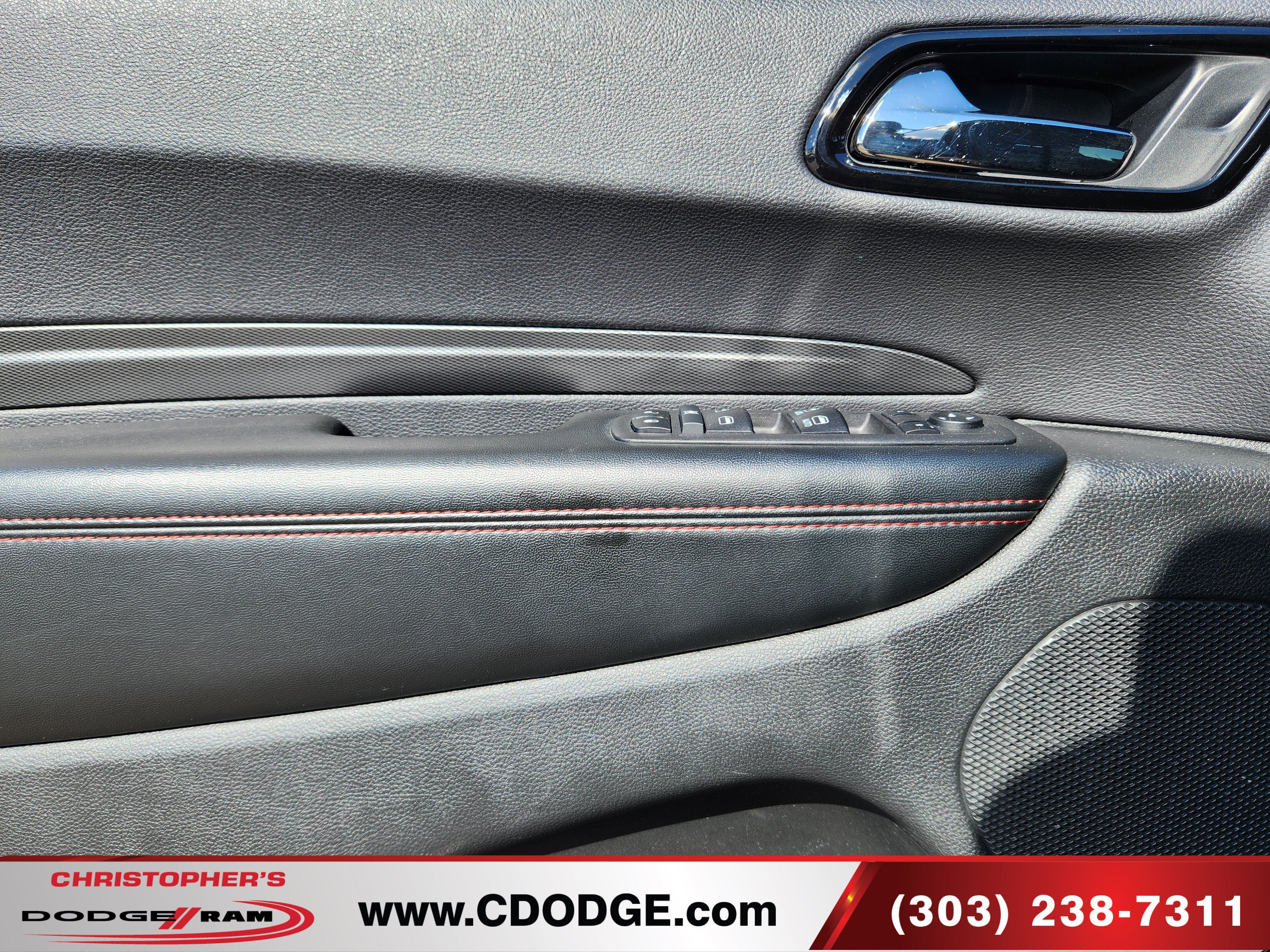 Used 2025 Dodge Durango GT AWD/4WD image 13