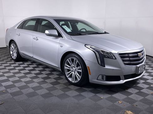 Certified 2018 Cadillac XTS Luxury image 21