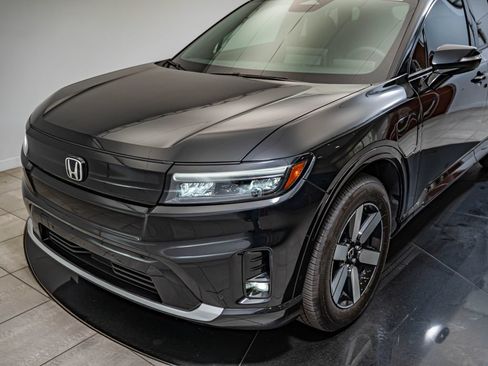 Used 2024 Honda Prologue Touring image 12