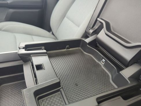 Used 2019 RAM 1500 Big Horn AWD/4WD image 24