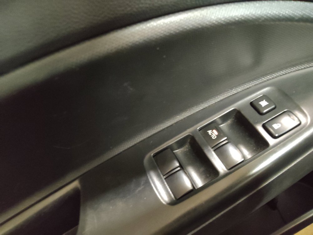 Used 2024 Mitsubishi Mirage ES FWD image 27