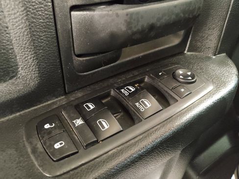 Used 2018 RAM 1500 Tradesman w/ Popular Equipment Group image 27