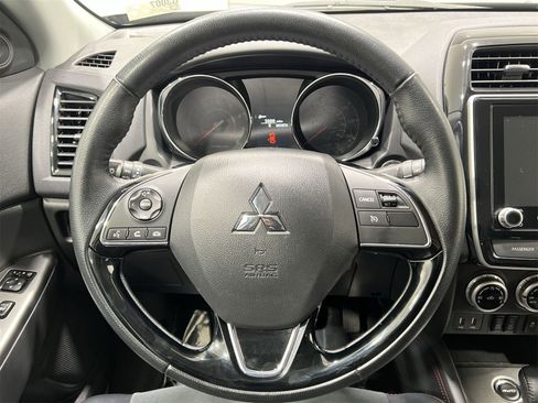 Used 2024 Mitsubishi Outlander Sport SE image 14