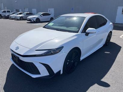 Used 2025 Toyota Camry SE