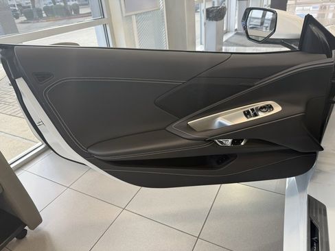 Used 2025 Chevrolet Corvette Stingray Coupe w/ 1LT image 20