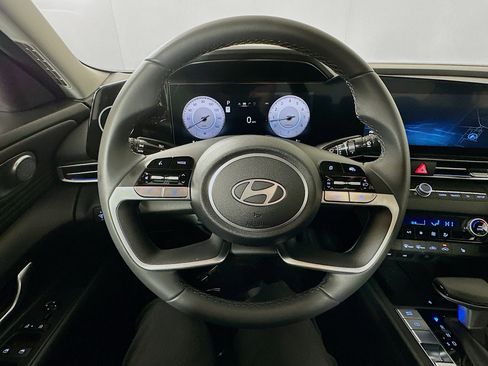 New 2026 Hyundai Elantra Limited image 11
