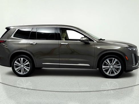 Certified 2020 Cadillac XT6 Premium Luxury FWD image 6