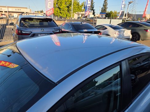 Used 2012 Honda Civic LX image 7
