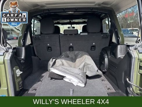 Used 2023 Jeep Wrangler Unlimited w/ Cold Weather Group image 31