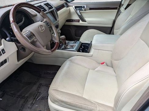 Used 2016 Lexus GX 460 w/ Premium Package image 16