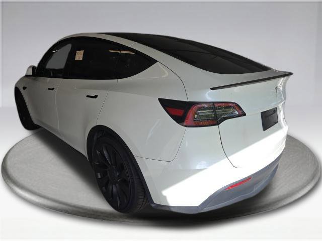 Used 2024 Tesla Model Y Performance AWD/4WD image 10