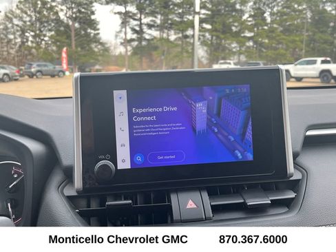 Used 2024 Toyota RAV4 XLE image 16