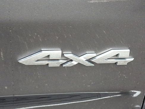 Used 2024 RAM 1500 Laramie image 17