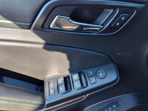Used 2018 Chevrolet Tahoe LT image 14