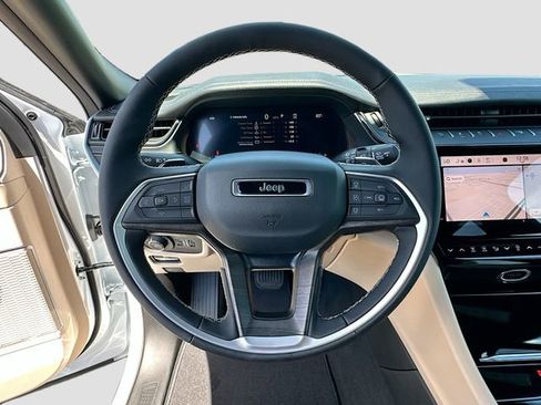 New 2026 Jeep Grand Cherokee L Limited RWD image 7