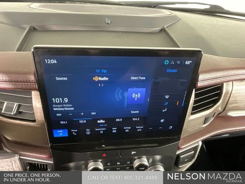 Used 2022 Ford Expedition Limited RWD image 35