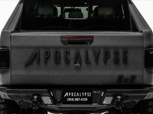 Used 2025 Jeep Gladiator Sport image 31