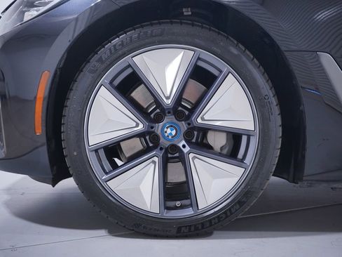 Used 2023 BMW i4 eDrive35 w/ Premium Package RWD image 2